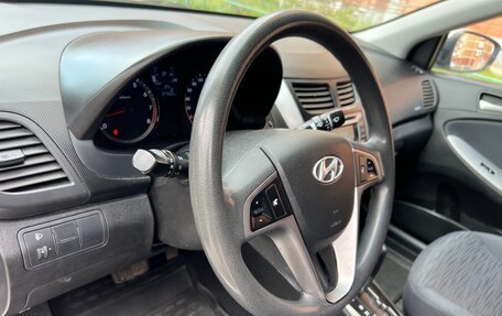 Hyundai Solaris II рестайлинг, 2015 год, 985 000 рублей, 14 фотография