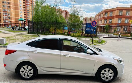 Hyundai Solaris II рестайлинг, 2015 год, 985 000 рублей, 6 фотография