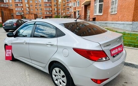 Hyundai Solaris II рестайлинг, 2015 год, 985 000 рублей, 10 фотография