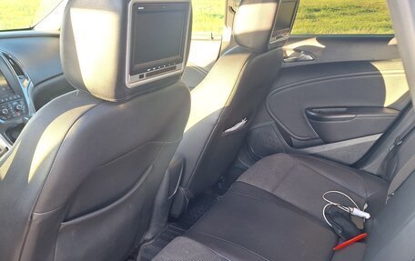 Opel Astra J, 2012 год, 600 000 рублей, 9 фотография