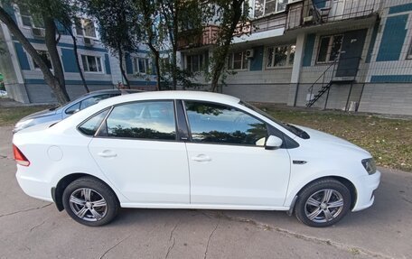 Volkswagen Polo VI (EU Market), 2017 год, 1 000 000 рублей, 4 фотография