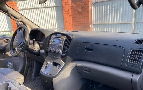 Hyundai Grand Starex Grand Starex I рестайлинг 2, 2012 год, 700 000 рублей, 10 фотография