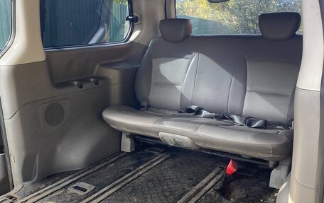 Hyundai Grand Starex Grand Starex I рестайлинг 2, 2012 год, 700 000 рублей, 11 фотография