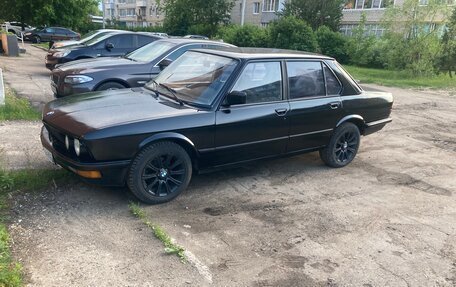 BMW 5 серия, 1984 год, 180 000 рублей, 4 фотография