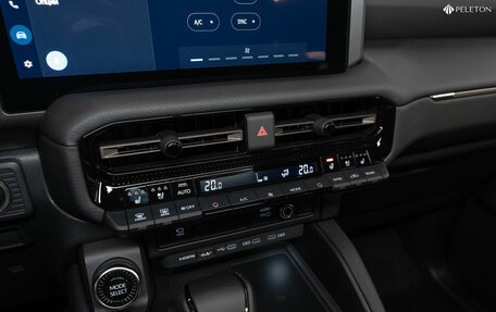 Toyota Land Cruiser Prado, 2024 год, 10 290 000 рублей, 20 фотография