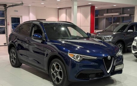 Alfa Romeo Stelvio, 2017 год, 2 399 900 рублей, 3 фотография