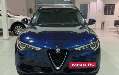 Alfa Romeo Stelvio, 2017 год, 2 399 900 рублей, 2 фотография