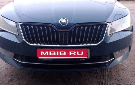 Skoda Superb III рестайлинг, 2017 год, 1 900 000 рублей, 12 фотография