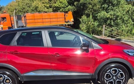Renault Kaptur I рестайлинг, 2022 год, 1 670 000 рублей, 2 фотография