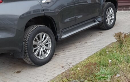 Mitsubishi Pajero Sport III рестайлинг, 2018 год, 3 300 000 рублей, 5 фотография
