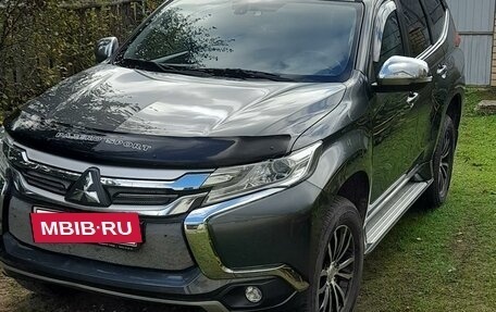 Mitsubishi Pajero Sport III рестайлинг, 2018 год, 3 300 000 рублей, 6 фотография