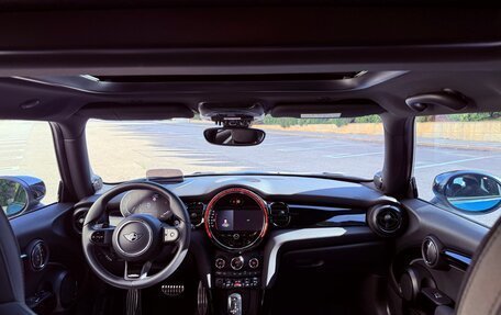MINI Hatch, 2021 год, 3 750 000 рублей, 19 фотография