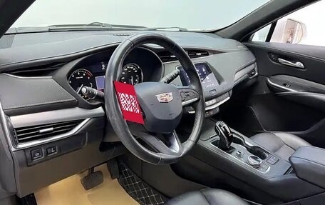 Cadillac XT4 I, 2022 год, 2 800 000 рублей, 4 фотография