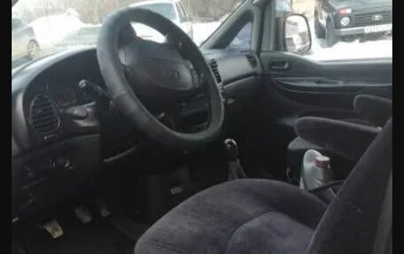 Hyundai H-1 II рестайлинг, 2002 год, 1 350 000 рублей, 10 фотография