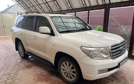 Toyota Land Cruiser 200, 2010 год, 2 900 000 рублей, 2 фотография