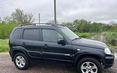 Chevrolet Niva I рестайлинг, 2011 год, 505 000 рублей, 4 фотография