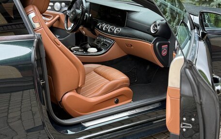 Mercedes-Benz E-Класс, 2017 год, 3 500 000 рублей, 4 фотография