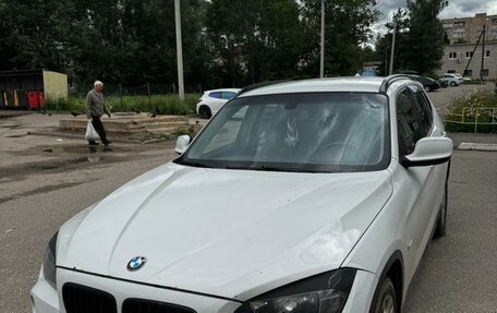 BMW X1, 2011 год, 900 000 рублей, 1 фотография