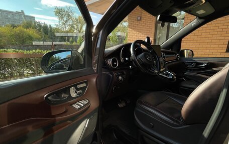 Mercedes-Benz V-Класс, 2016 год, 4 876 000 рублей, 6 фотография