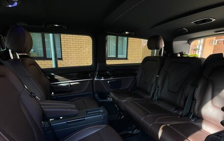Mercedes-Benz V-Класс, 2016 год, 4 876 000 рублей, 10 фотография