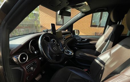 Mercedes-Benz V-Класс, 2016 год, 4 876 000 рублей, 16 фотография