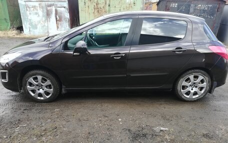 Peugeot 308 II, 2011 год, 570 000 рублей, 3 фотография