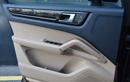 Porsche Cayenne III, 2019 год, 6 490 000 рублей, 23 фотография