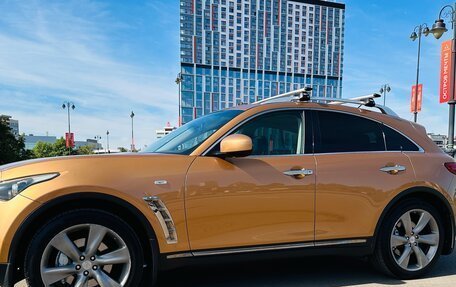 Infiniti FX II, 2010 год, 2 170 000 рублей, 6 фотография