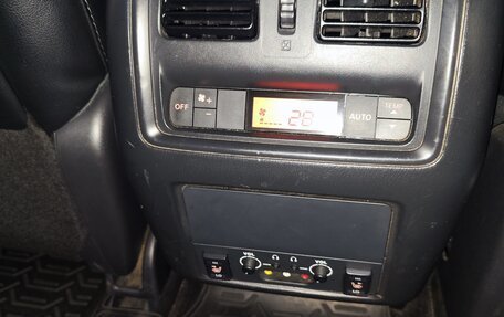 Nissan Pathfinder, 2014 год, 1 800 000 рублей, 10 фотография