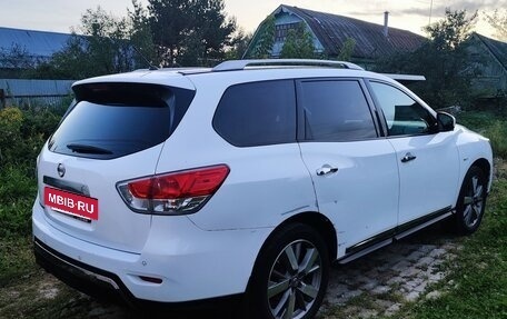 Nissan Pathfinder, 2014 год, 1 800 000 рублей, 6 фотография