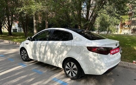 KIA Rio III рестайлинг, 2014 год, 795 000 рублей, 2 фотография