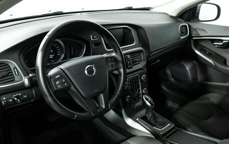 Volvo V40 Cross Country I, 2018 год, 1 947 989 рублей, 11 фотография