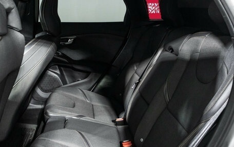 Volvo V40 Cross Country I, 2018 год, 1 947 989 рублей, 10 фотография