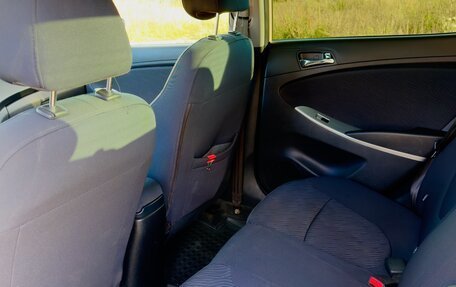 Hyundai Solaris II рестайлинг, 2011 год, 850 000 рублей, 6 фотография