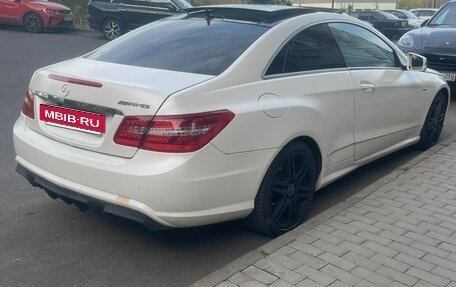 Mercedes-Benz E-Класс, 2011 год, 1 550 000 рублей, 3 фотография