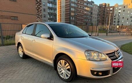Volkswagen Jetta VI, 2008 год, 635 000 рублей, 2 фотография