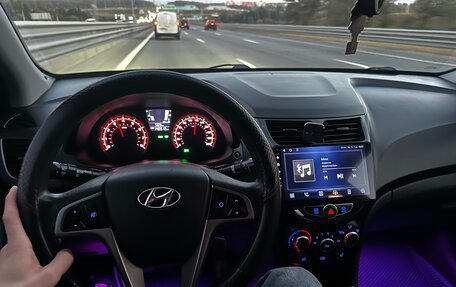 Hyundai Solaris II рестайлинг, 2011 год, 629 999 рублей, 6 фотография