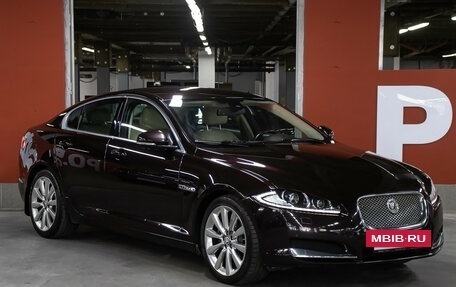 Jaguar XF I рестайлинг, 2011 год, 1 349 000 рублей, 3 фотография
