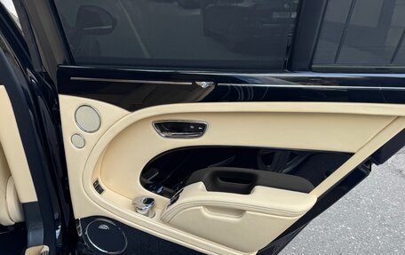 Bentley Mulsanne II, 2012 год, 9 000 000 рублей, 15 фотография