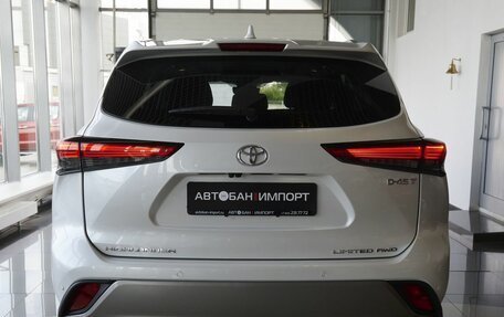 Toyota Highlander, 2025 год, 5 886 000 рублей, 8 фотография