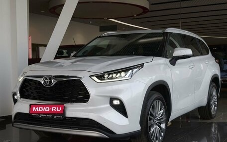 Toyota Highlander, 2025 год, 5 886 000 рублей, 1 фотография