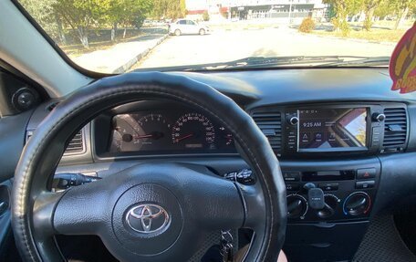 Toyota Corolla, 2005 год, 665 000 рублей, 10 фотография