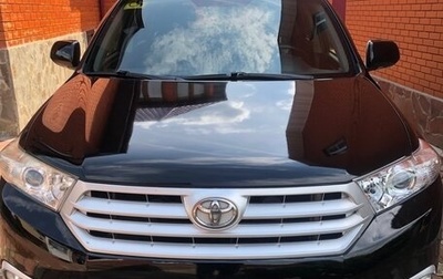 Toyota Highlander III, 2013 год, 1 900 000 рублей, 1 фотография