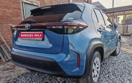Toyota Yaris Cross, 2020 год, 1 800 000 рублей, 6 фотография