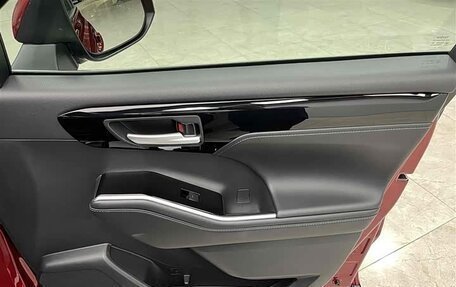 Toyota Highlander, 2022 год, 4 000 000 рублей, 18 фотография