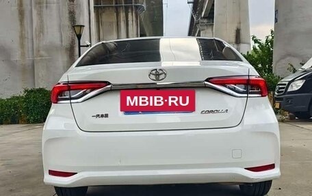 Toyota Corolla, 2021 год, 1 370 000 рублей, 4 фотография