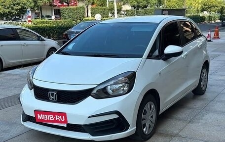 Honda Fit, 2022 год, 1 200 000 рублей, 1 фотография