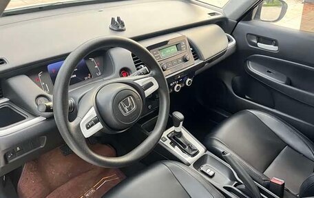 Honda Fit, 2021 год, 1 050 000 рублей, 7 фотография