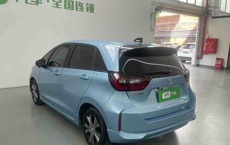 Honda Fit, 2021 год, 1 450 000 рублей, 7 фотография