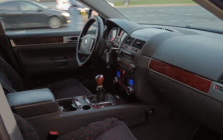 Volkswagen Touareg III, 2005 год, 1 200 000 рублей, 8 фотография